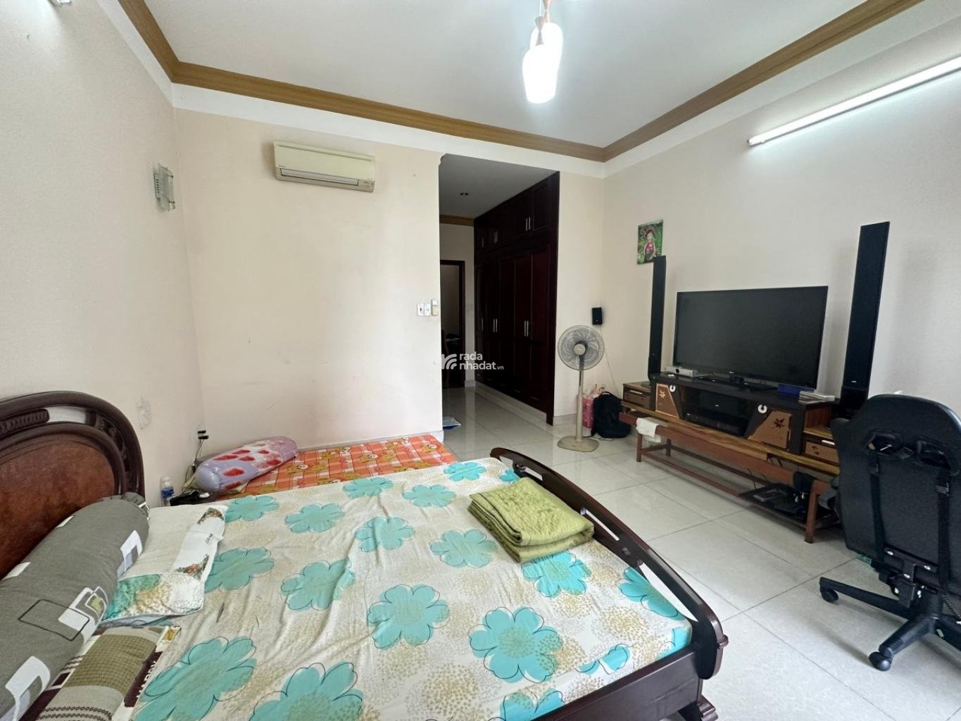 NGAY CỔNG VẠN PHÚC CITY, 4 TẦNG NỘI THẤT CAO CẤP ÔTÔ VÀO NHÀ 8,6X25 CHỈ 28 TỶ.