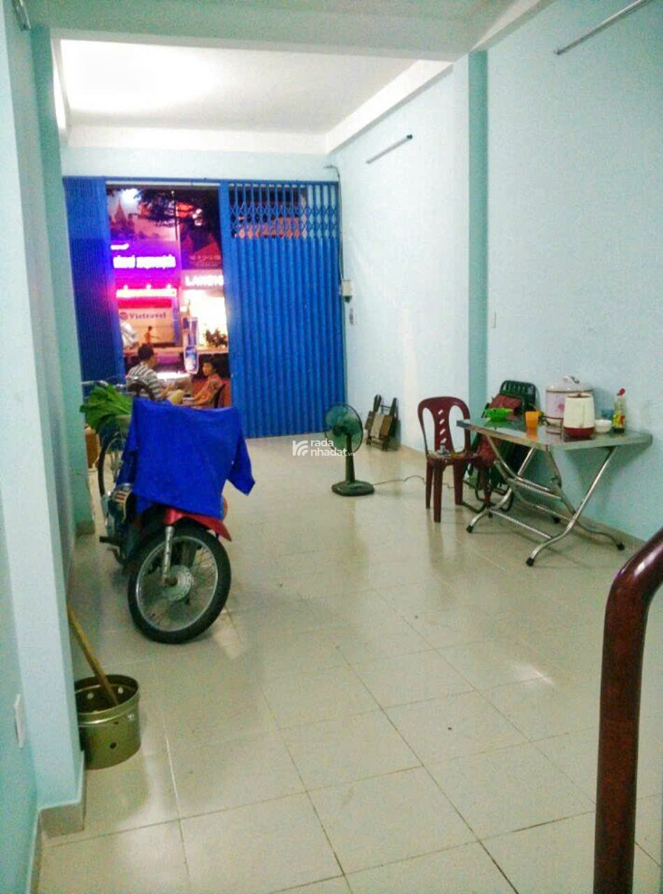  CHO THUÊ MẶT BẰNG MẶT TIỀN CHỢ LỚN QUẬN 5 (TP.HCM)