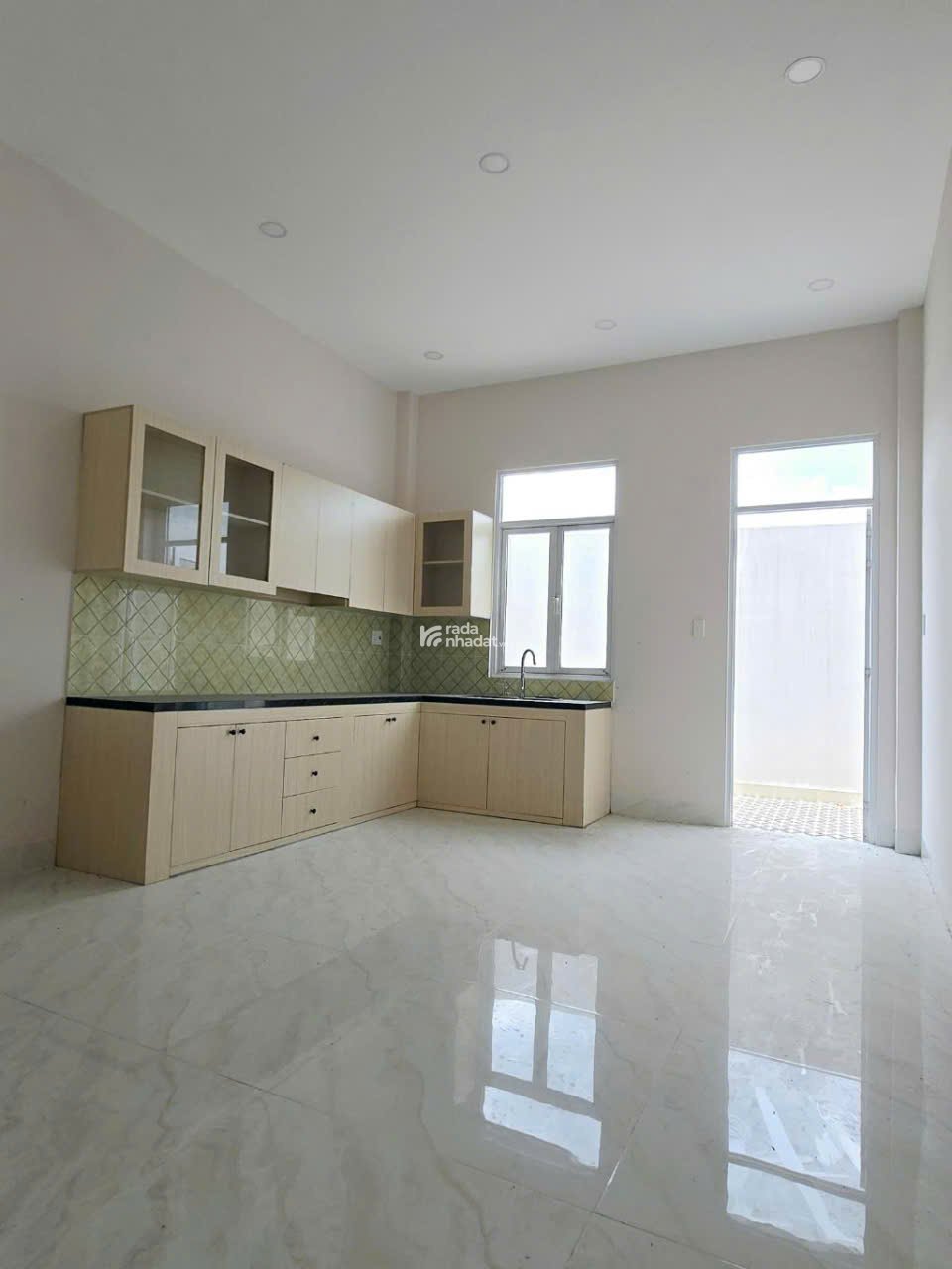 Đường ô tô 6m - Nhà mới 2 tầng 44m2 - Khu dân cư phân lô - 3 phút XL Hà Nội, Metro Suối tiên