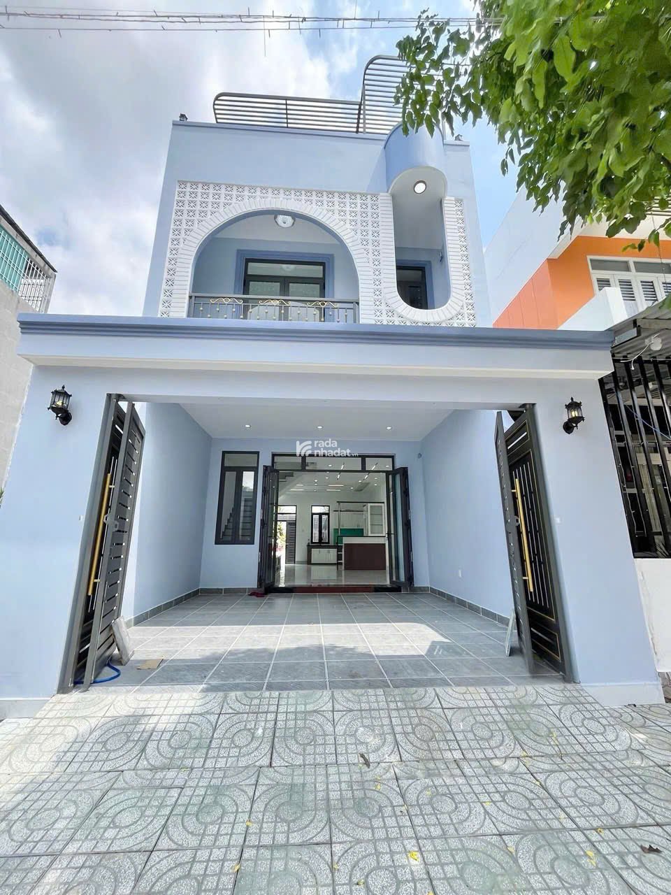 CHÍNH CHỦ NGỘP BANK BÁN GẤP CĂN NHÀ 1 LẦU , SHR , NGAY TRUNG TÂM CHỢ BÌNH CHÁNH