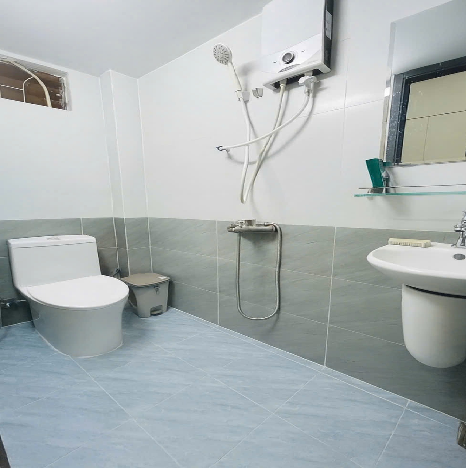 Nhà đẹp QUẬN PHÚ NHUẬN - hẻm Ô tô Huỳnh Văn Bánh - 3 x 10 m - 6.4 tỷ