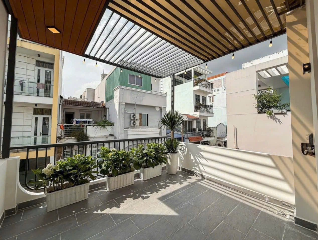 Siêu hot hẻm Oto , 3 Tỷ 720 , chính chủ gửi bán 3 PN Hậu Giang P12 Quận 6 , đầy đủ nội thất , SHR