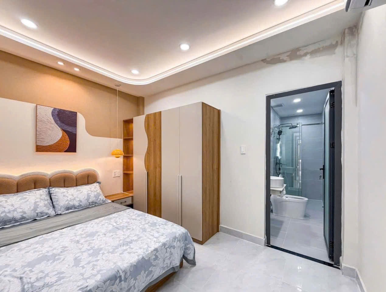 Siêu hot hẻm Oto , 3 Tỷ 720 , chính chủ gửi bán 3 PN Hậu Giang P12 Quận 6 , đầy đủ nội thất , SHR