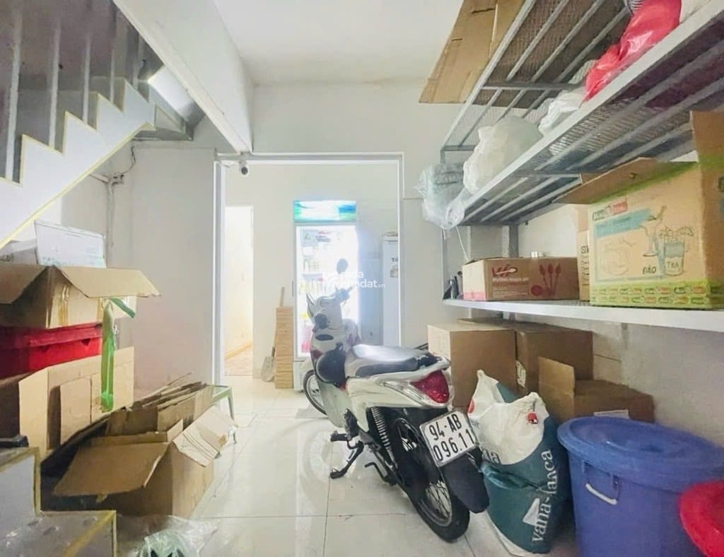 MẶT TIỀN PHAN ĐÌNH PHÙNG, PHÚ NHUẬN, 3 TẦNG CHUẨN KẾT CẤU Ở NGAY. GIẢM 2T CHỈ CÒN 16.9T TL 