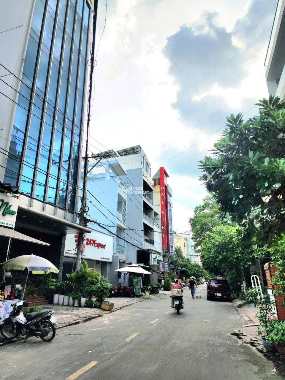 Bán Tòa Nhà mặt tiền Đào Duy Anh, P9, Quận Phú Nhuận, 12m x 15m, 5T- Thang Máy- Giá: 44 tỷ 