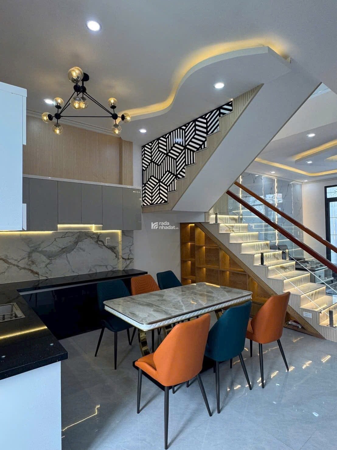 CẦN BÁN NHÀ PHỐ ĐẸP SANG CẦU TRÀM CẦN ĐƯỚC LONG AN GIÁ 2 TỶ950 100m2 SHR