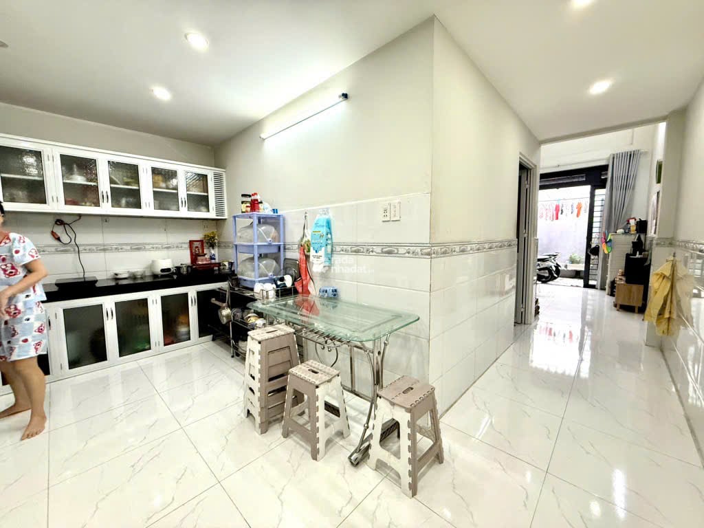 Nhà Đẹp Diện tích Lớn 62m2 Giá Hợp Lý Thới An 16 P Thới An Quận 12