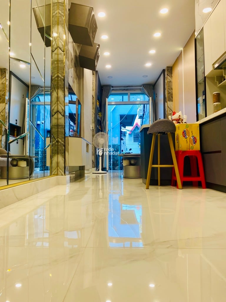 SÁT VÁCH Q11, HẺM XE HƠI ÂU CƠ, TÂN PHÚ, 32M2 Ở NGAY GIẢM 550TR CHỈ 3.45T TL TỐT