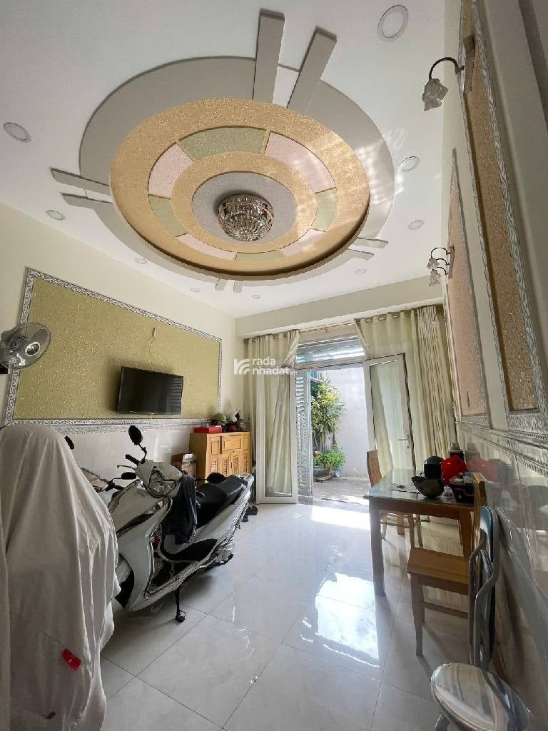 CĂN DUY NHẤT - 4 TẦNG BTCT - 1/ ÔTÔ VÀO NHÀ - KHÔNG LỘ GIỚI - VỊ TRÍ GẦN VÕ VĂN KIỆT 