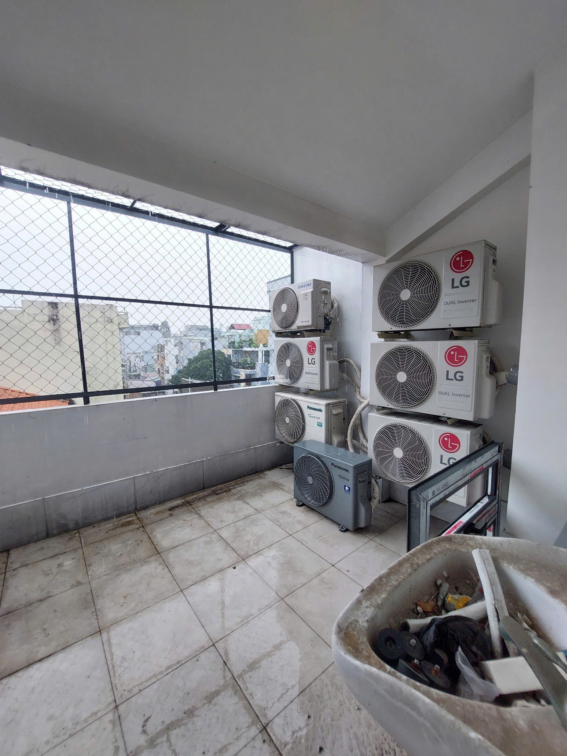 Bán nhà HXH đường 3/2 Q10 Dt( 3,3 x 14m) giá 12 tỷ