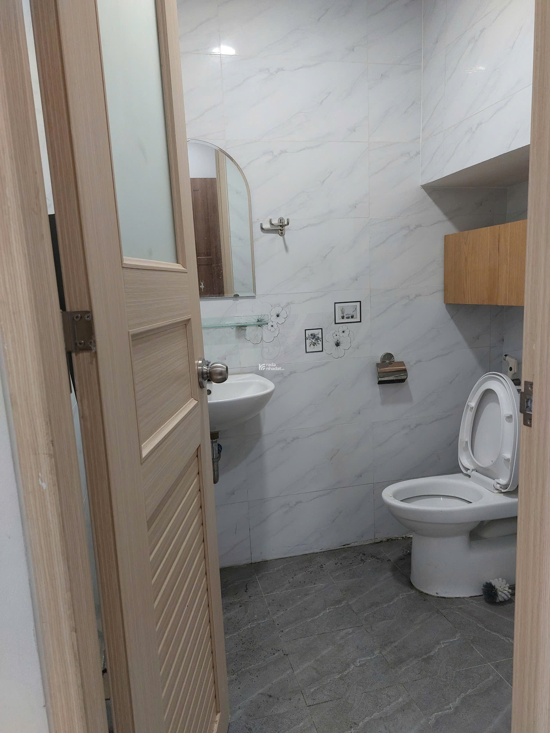 Bán nhà HXH đường 3/2 Q10 Dt( 3,3 x 14m) giá 12 tỷ