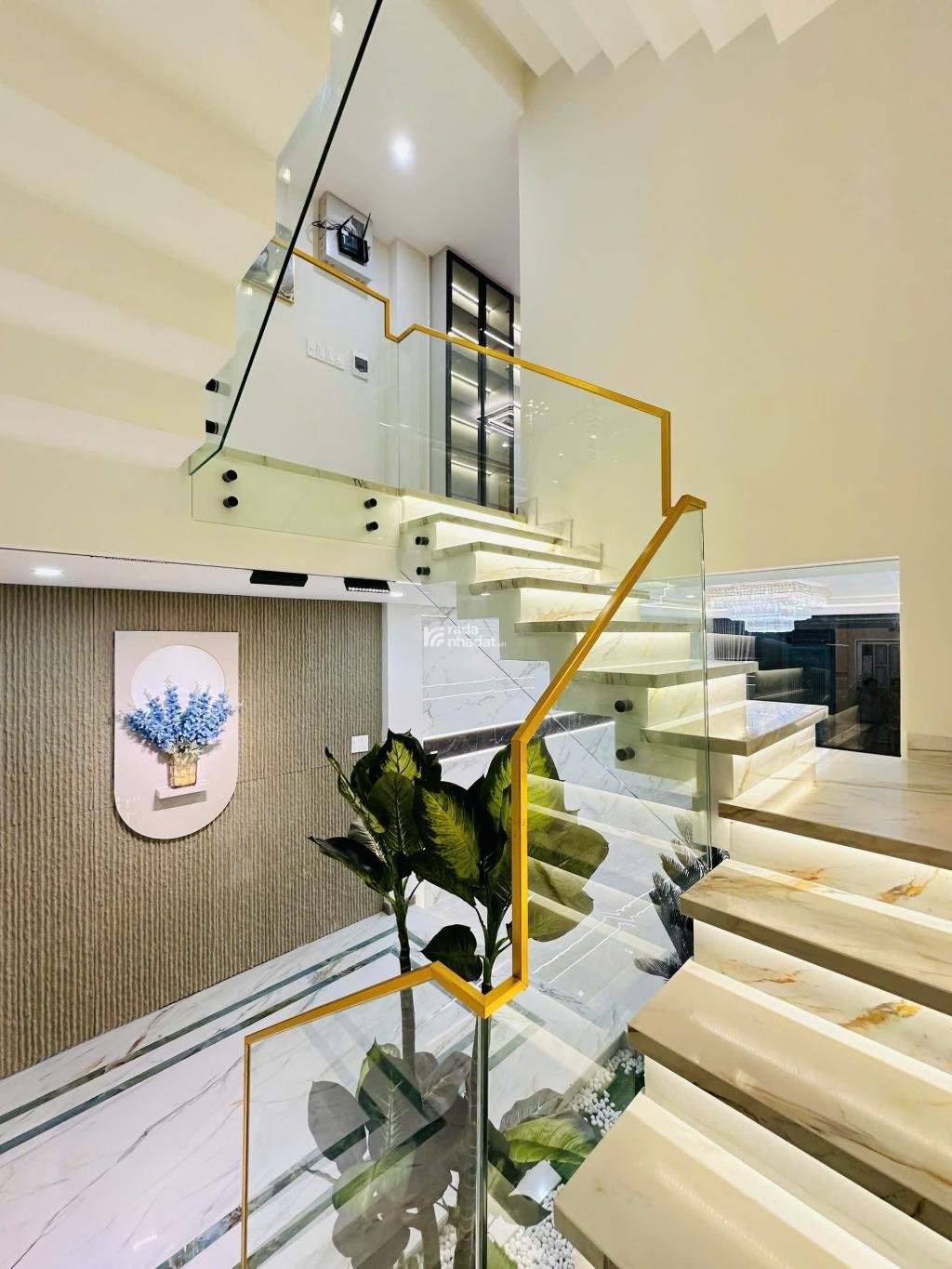 NHÀ 5 TẦNG FULL NỘI THẤT, Ô THANG MÁY, DT 4x16M, KHU CAO TẦNG ĐỒNG BỘ VIP, GÒ VẤP, 10.X TỶ   