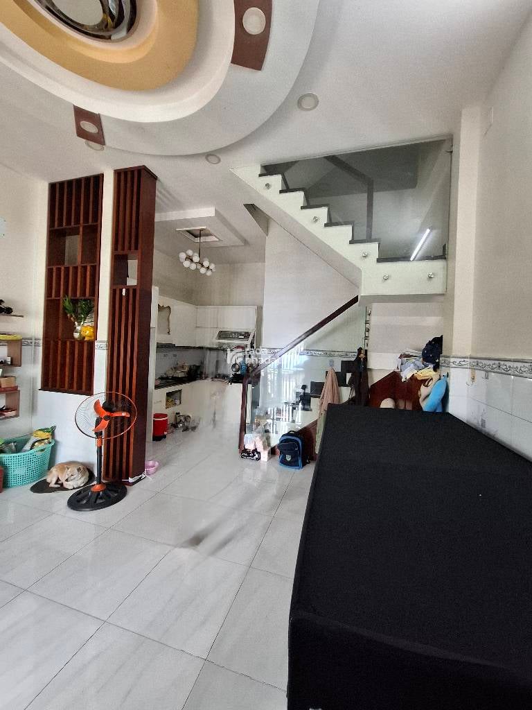 Bán nhà mặt tiền view đẹp, 4 tầng, 3PN, Hưng Phú, Phạm Hùng, Quận 8, nhỉnh 7 tỷ