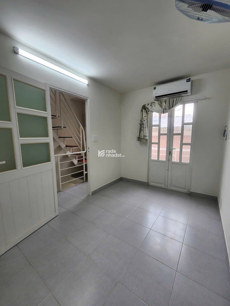 NHÀ ĐƯỜNG TÂN THÀNH 4 TẦNG 3 PHÒNG NGỦ GIÁ CHỈ 3,5 TỶ