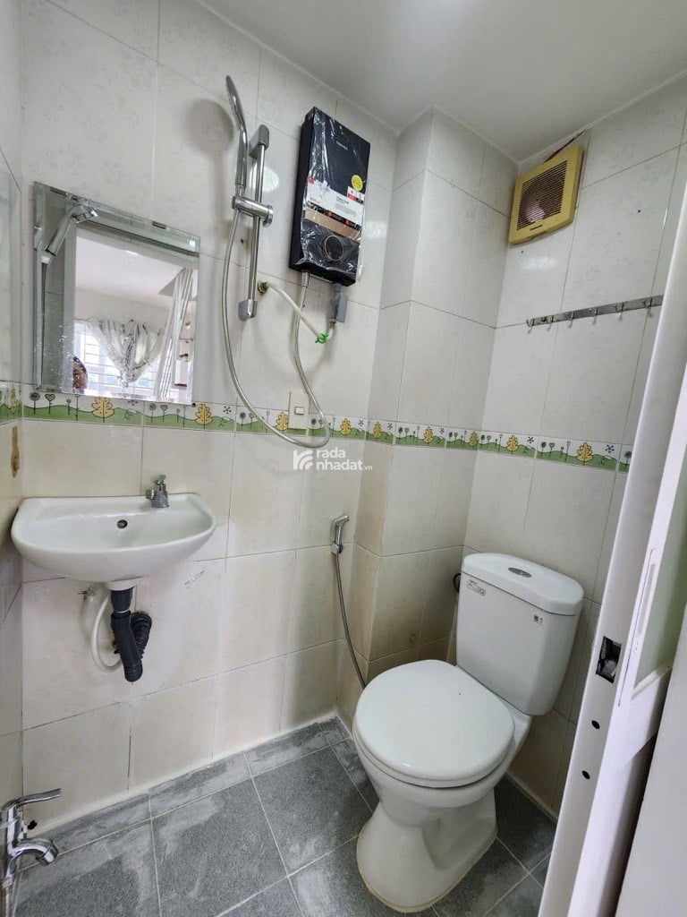 NHÀ ĐƯỜNG TÂN THÀNH 4 TẦNG 3 PHÒNG NGỦ GIÁ CHỈ 3,5 TỶ