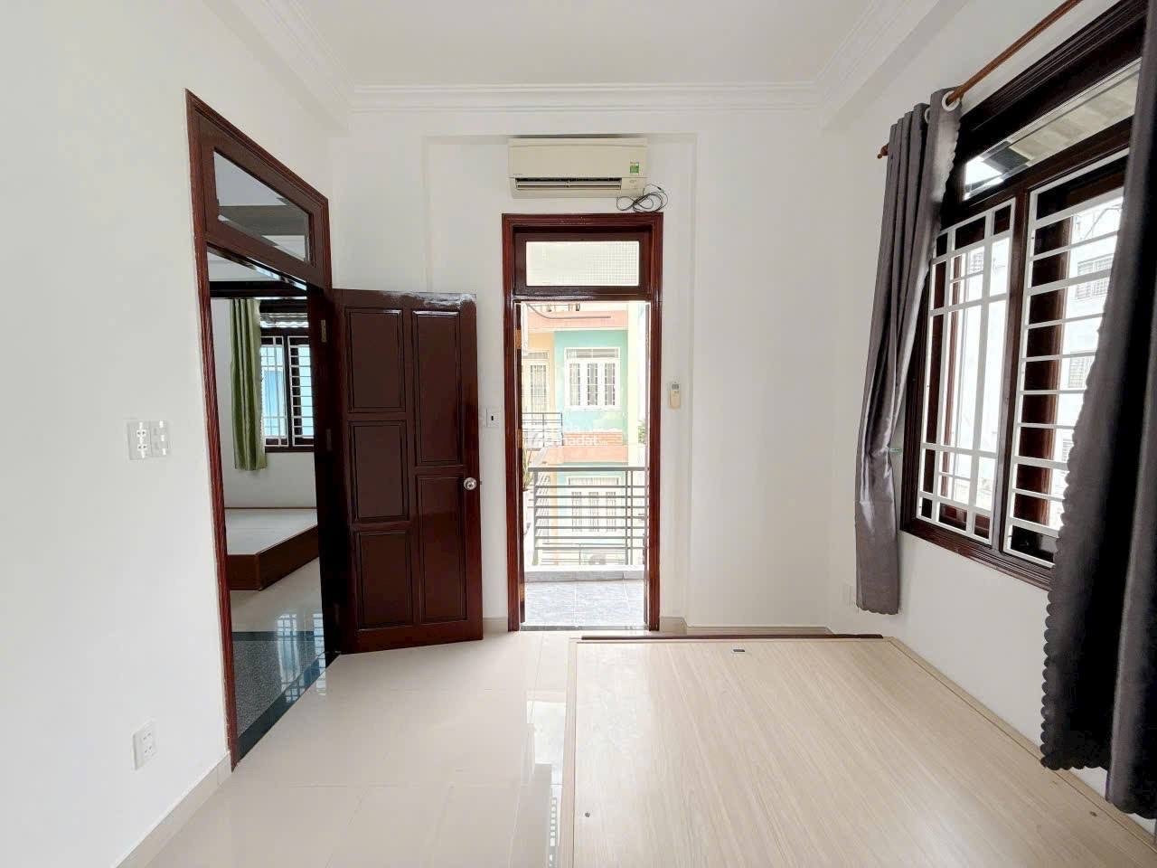 Căn Góc Siêu Đẹp Nguyễn Thị Thập Q7 – Hẻm Xe Hơi – Cách Lotte 200m – Chỉ 9.6 Tỷ