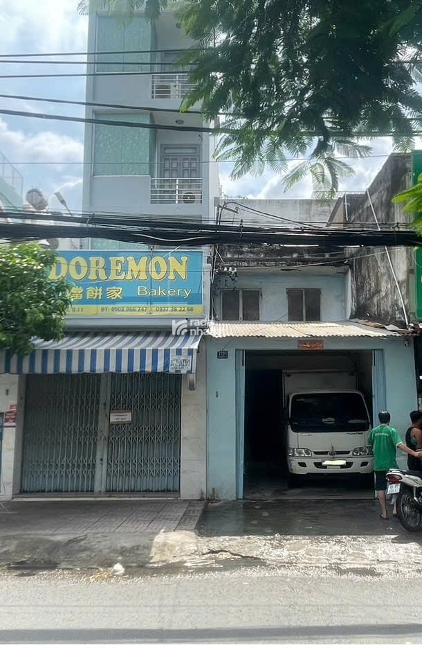 Nhà MTKD mặt bằng đẹp, chỉ có 17,5 tỷ ( còn thương lượng ) 