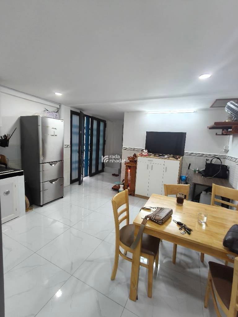 SIÊU RẺ VÀ ĐẸP. NGUYỄN THƯỢNG HIỀN, BÌNH THẠNH, 2 TẦNG CÓ KC Ở NGAY. GIẢM 350TR CHỈ 6.8T TL 