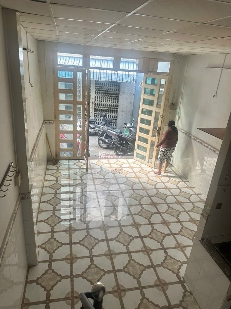 Hậu Giang Quận 6 - 36m2 - 2 tầng - hẻm trước nhà 4m sát mặt tiền.