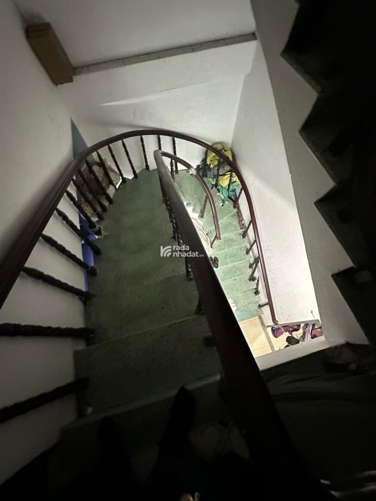 MẶT TIỀN KINH DOANH - KHU VIP CHỢ VẢI PHÚ THỌ HOÀ - 4.5M X 19M- 4 TẦNG- ĐANG CHO THUÊ 37 TRIỆU/TH