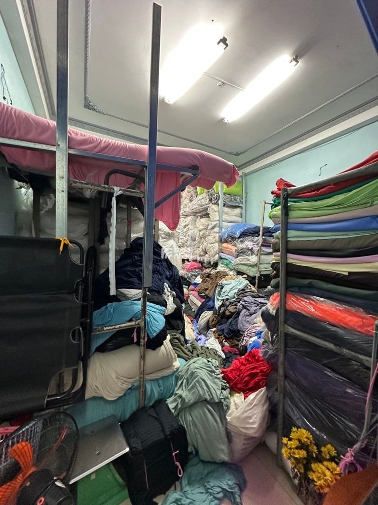 MẶT TIỀN KINH DOANH - KHU VIP CHỢ VẢI PHÚ THỌ HOÀ - 4.5M X 19M- 4 TẦNG- ĐANG CHO THUÊ 37 TRIỆU/TH