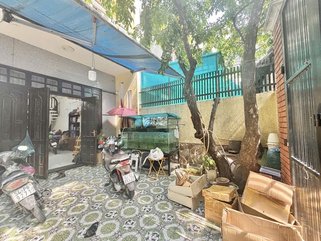 Bán gấp nhà 4 tầng Ngay khu CityLand Thống Nhất Gò Vấp hẻm xe hơi 5.5x25m Chỉ 11 Tỷ