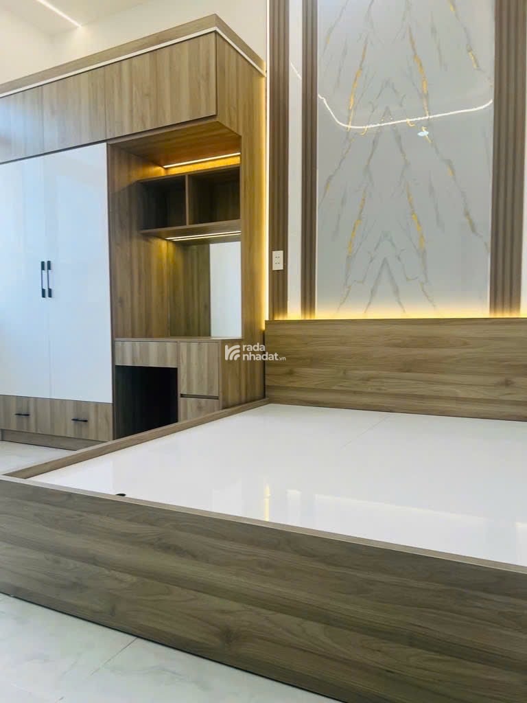 BÁN NHÀ NGAY NGÃ TƯ 4 XÃ – LÊ VĂN QUỚI -GIÁP TÂN PHÚ