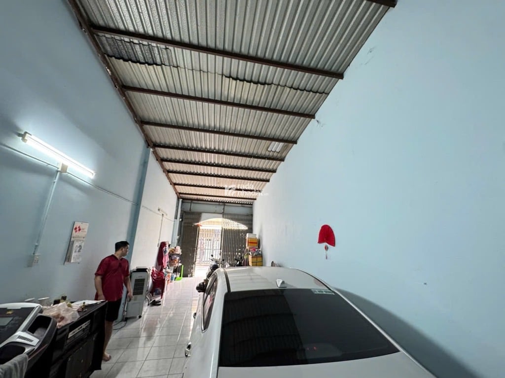 HẺM XE HƠI VƯỜN LÀI, TÂN PHÚ, CHUẨN 108M2 HIẾM CÓ. GIẢM 550TR CHỈ CÒN 13T TL TỐT