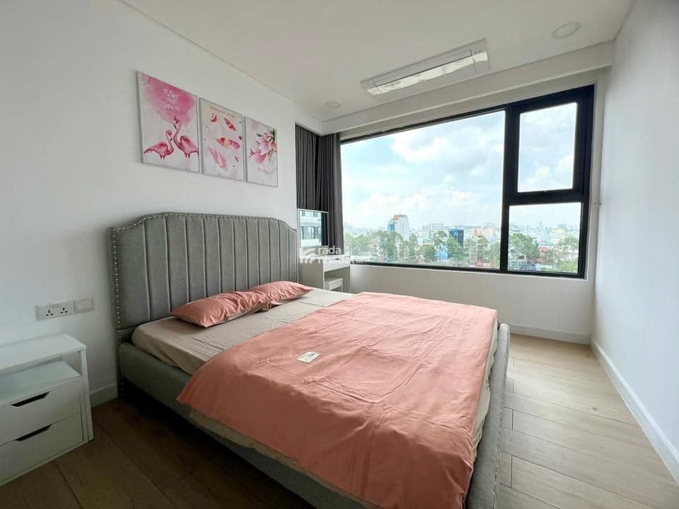 Chính chủ bán căn hộ Central Field 219 Trung Kính, Cầu Giấy, DT: 70m2 5,2 tỷ sẵn sổ full nội thất