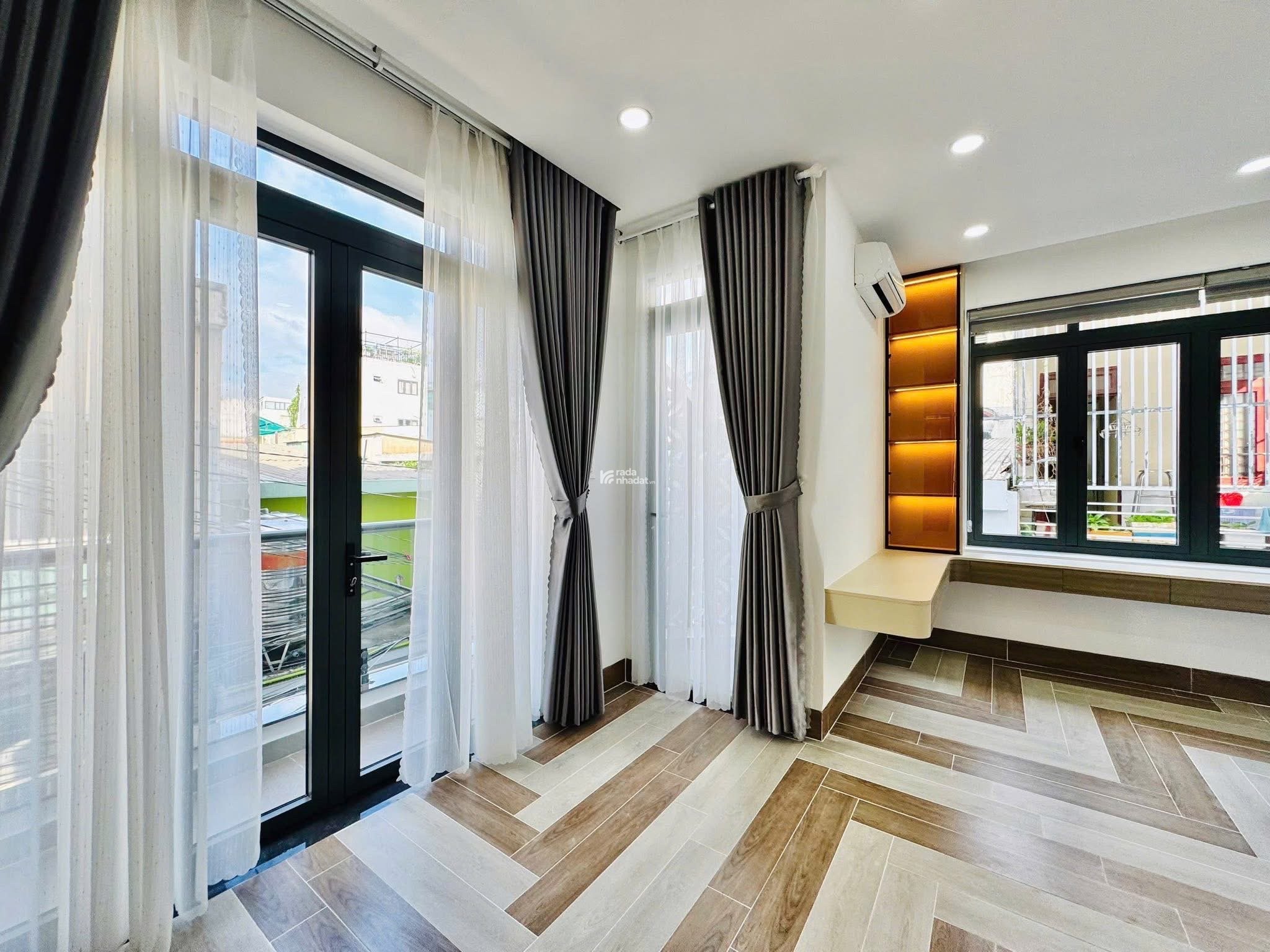 NHÀ 2 MẶT TIỀN GÓC - 4 TẦNG – NGUYỄN TƯ GIẢN, P.12 – GIÁ CHỈ 6.4 TỶ TL