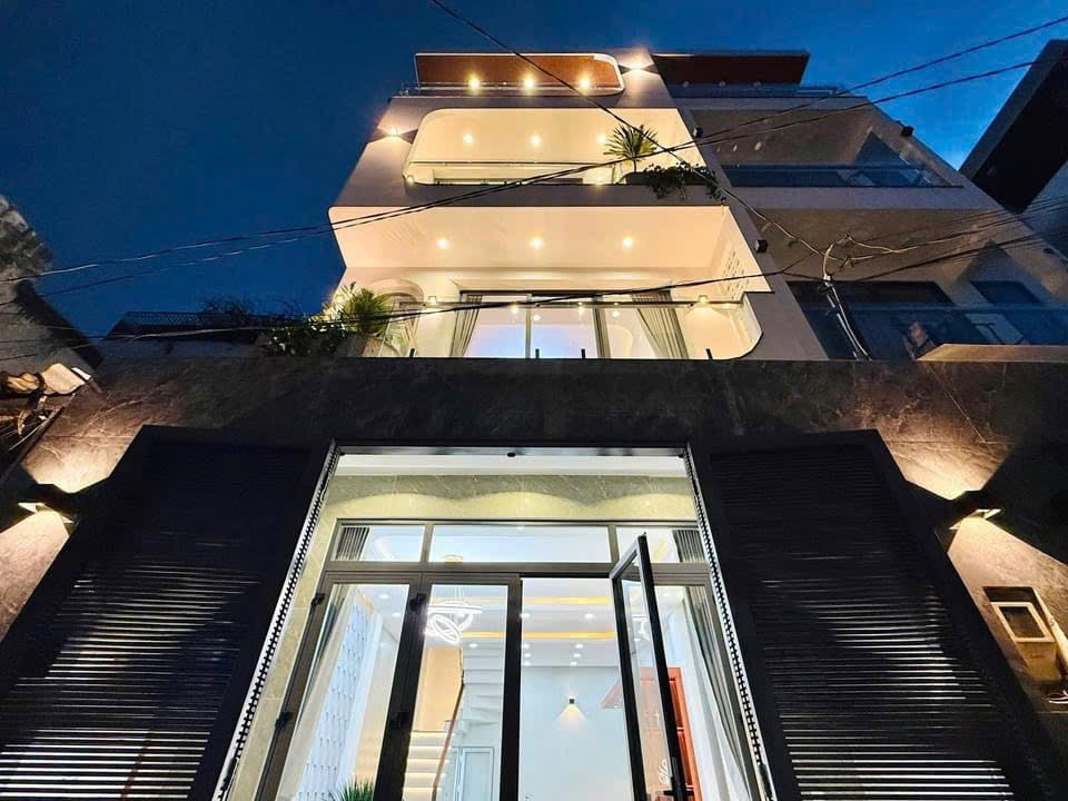 Lên sóng căn siêu phẩm ngay Quang Trung, P8, Gò Vấp giá chỉ 3 tỷ 450, SHR hoàn công đủ, 55m2