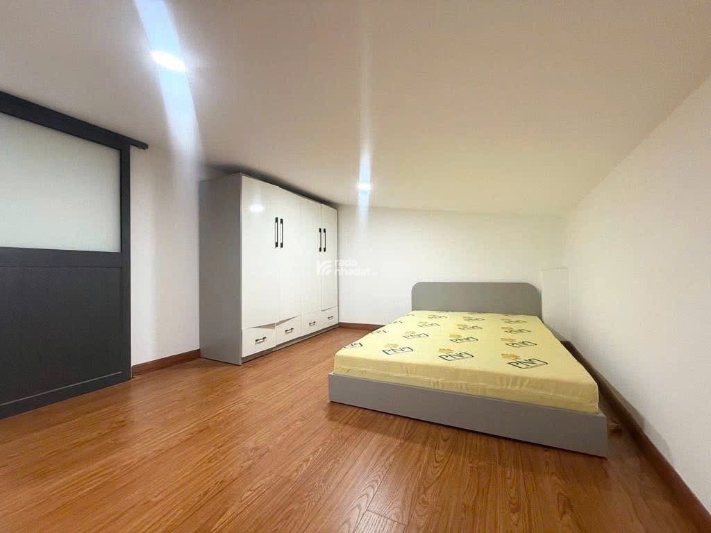 Chủ ký gửi nhà ngộp sổ riêng 3 tầng đường Sư vạn Hạnh, Quận 10. Ngay Vạn Hạnh Mall giá 3 tỷ 7 TL