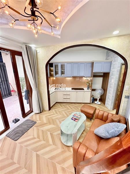 NHÀ GIÁ RẺ THÍCH QUẢNG ĐỨC, PHÚ NHUẬN, 4 TẦNG MỚI Ở NGAY. GIẢM 300TR CHỈ CÒN 4.9T TL