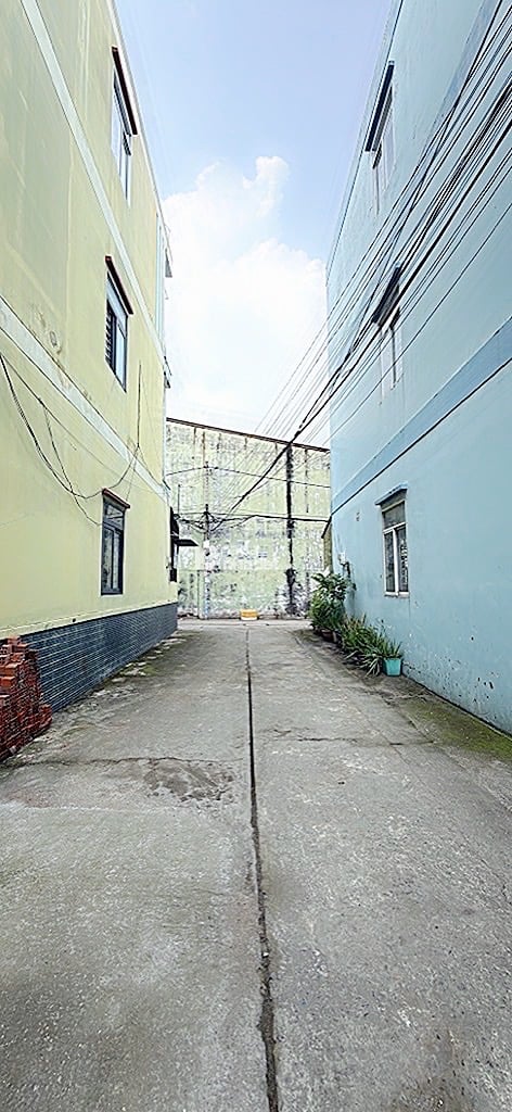 Bán nhà đường hương lộ 80 giá chỉ hơn  6 tỷ 100 M2 