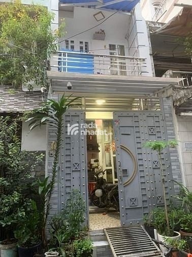 Nhà QUẬN 11 gần vòng xoay CÂY GÕ hẻm xe hơi thông DT 37M2 GIÁ 1TỶ390TR