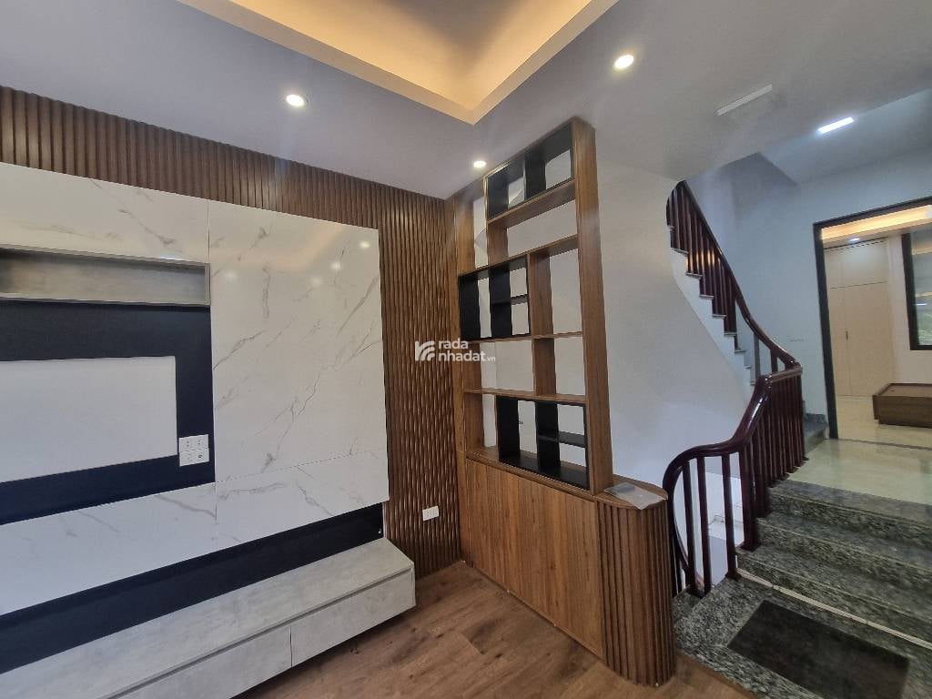 Nhỉnh 6 tỷ có nhà Hà Đông, ô tô đỗ cửa, sổ cất két