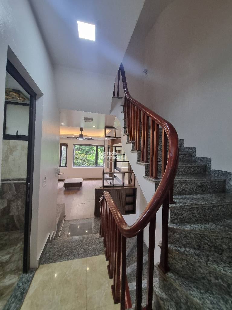 Nhỉnh 6 tỷ có nhà Hà Đông, ô tô đỗ cửa, sổ cất két