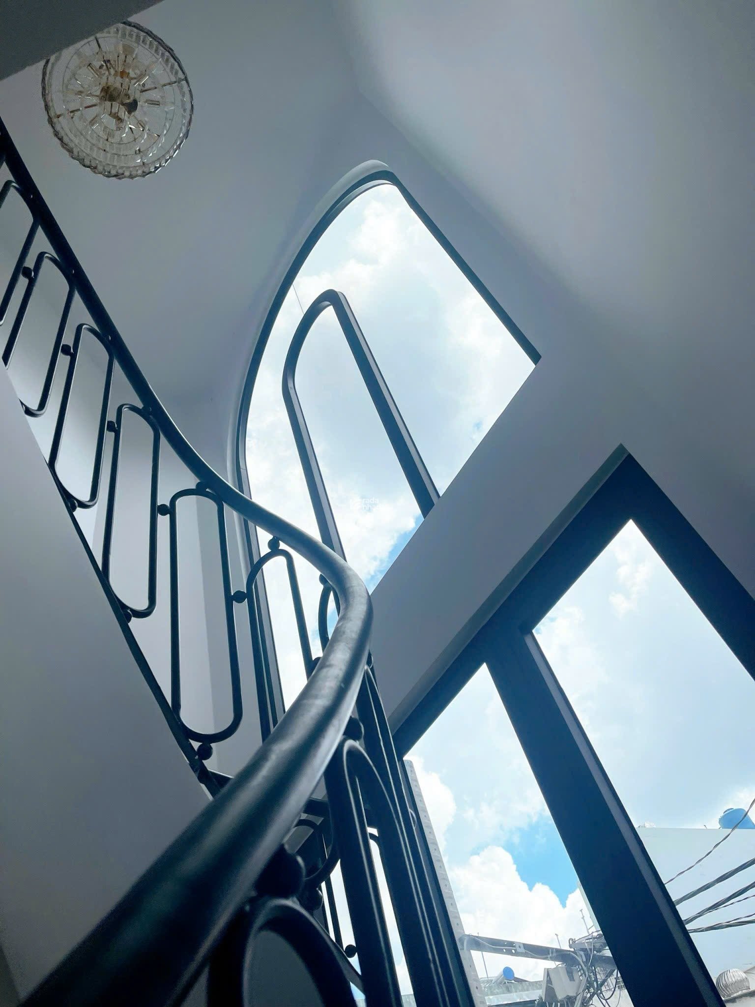 Bình Yên Đón Chờ - Nhà Mới Tinh 3 Tầng 55m2, 3PN, HXH 6m, Đầy Đủ Tiện Nghi