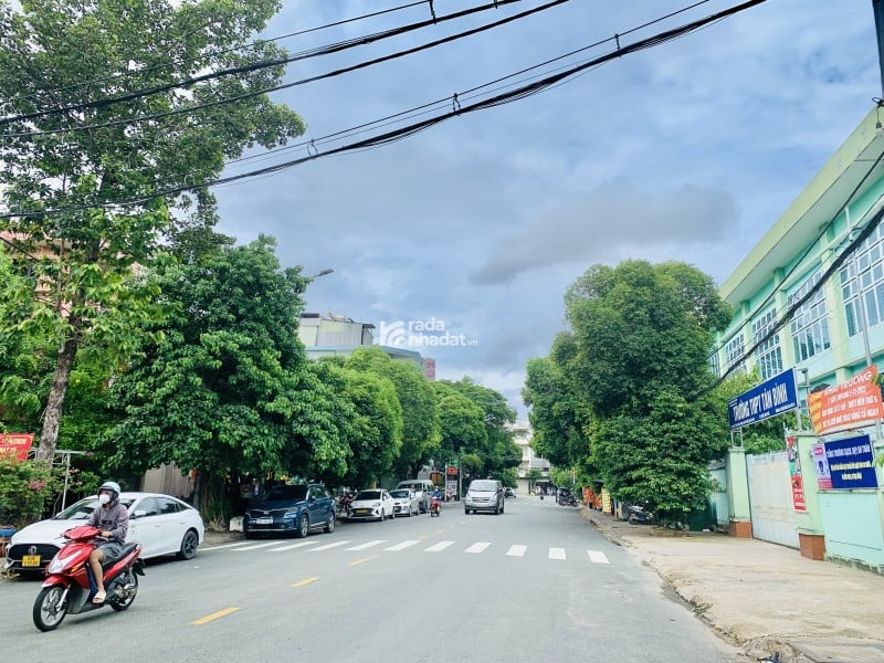 Bán nhà hẻm 5m Nguyễn Cửu Đàm-ngang 27m-160m2 giá rẻ
