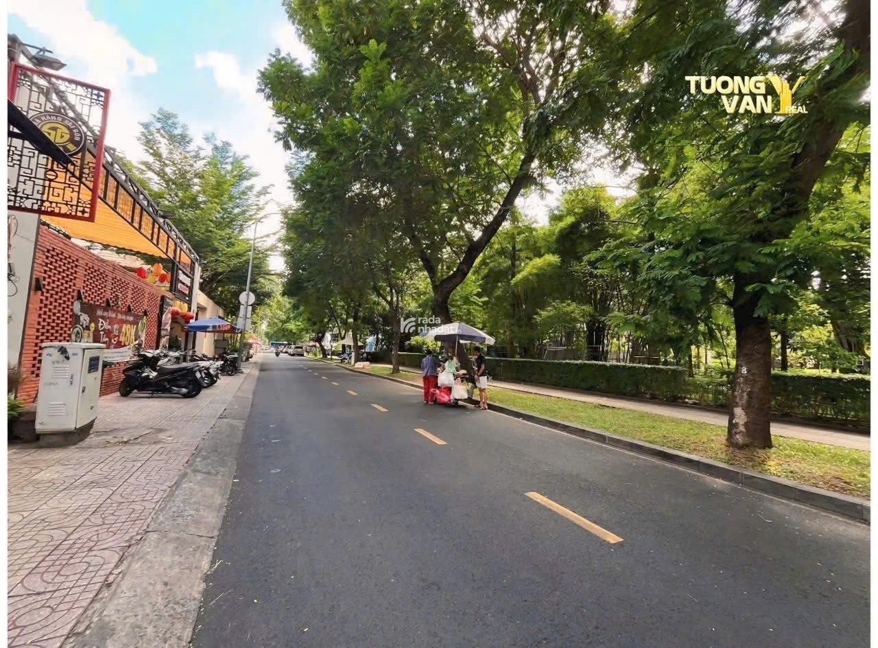 1xx tỷ! Bán đất MT Đ. Lê Ngô Cát, Q.3 9x32m 321m2.