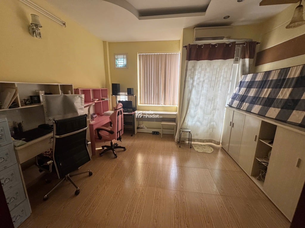 HẺM XE HƠI - NHÀ 2 MẶT HẺM - GIÁP Q10 - LÝ THƯỜNG KIỆT -P.9- TÂN BÌNH-DT: 4.4*11M- 9 TỶ 7