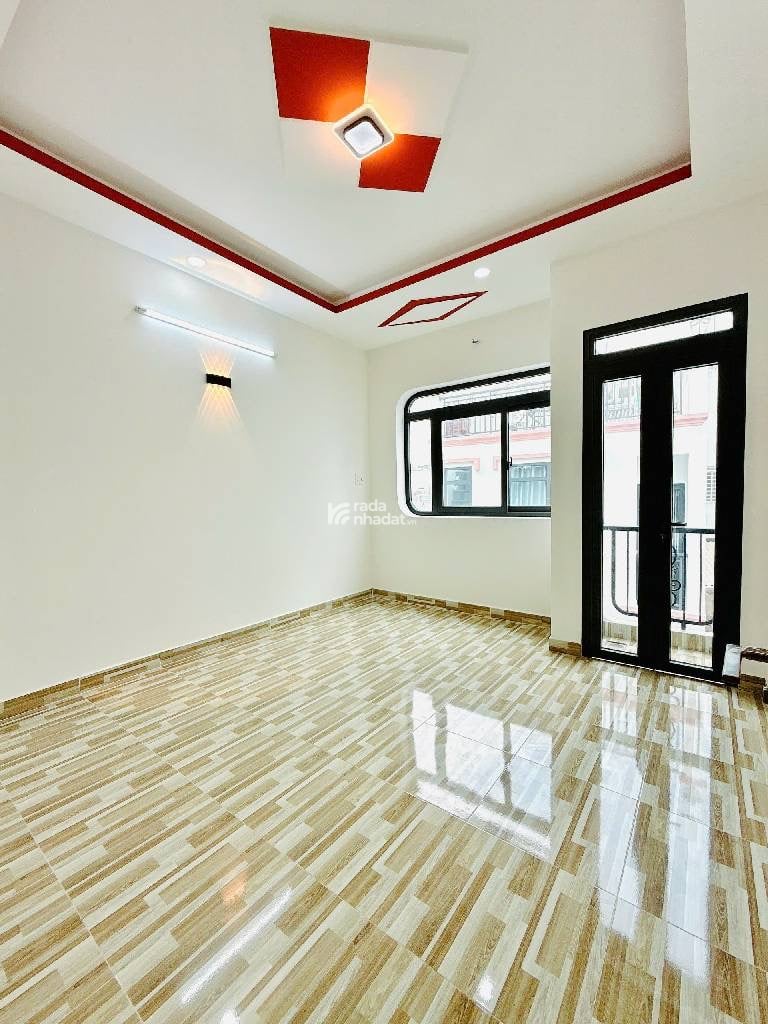 Nhà mới - Âu Dương Lân - Quận 8 - 3 tầng - Hoàn Công đủ - chỉ nhỉnh 4ty 