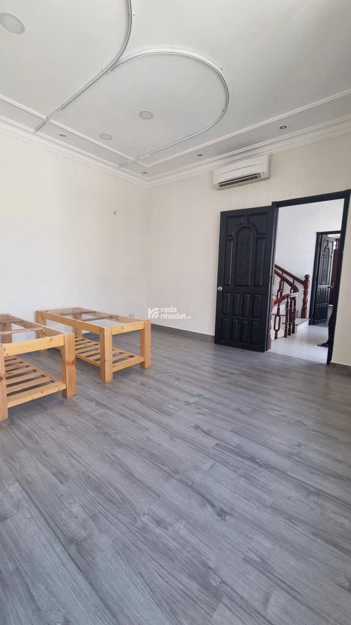 Cho thuê nhà nguyên căn mặt tiền phổ quang tân bình, kinh doanh đa ngành