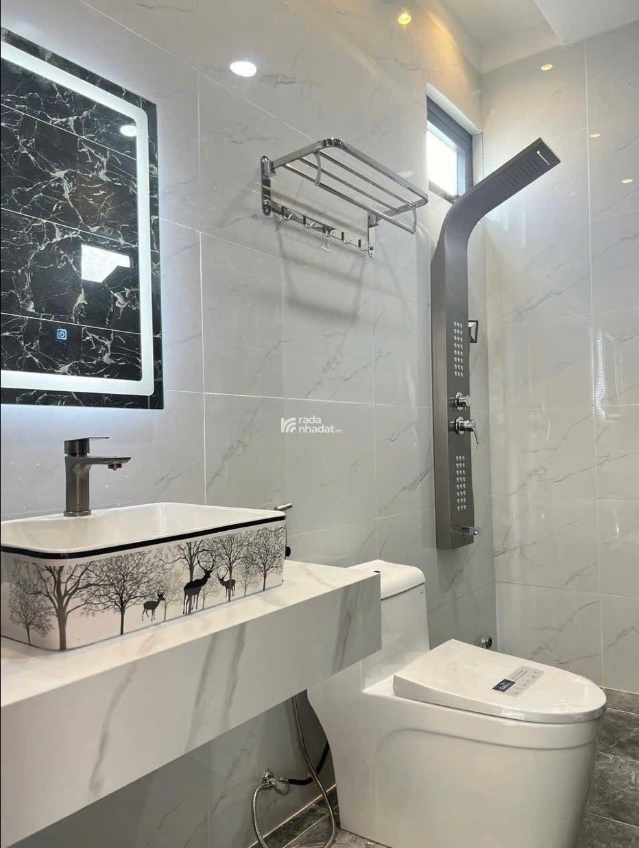 Cần tiền bán nhà Đường Phan Văn Hân Bình Thạnh 70m2 Giá 3ty120 