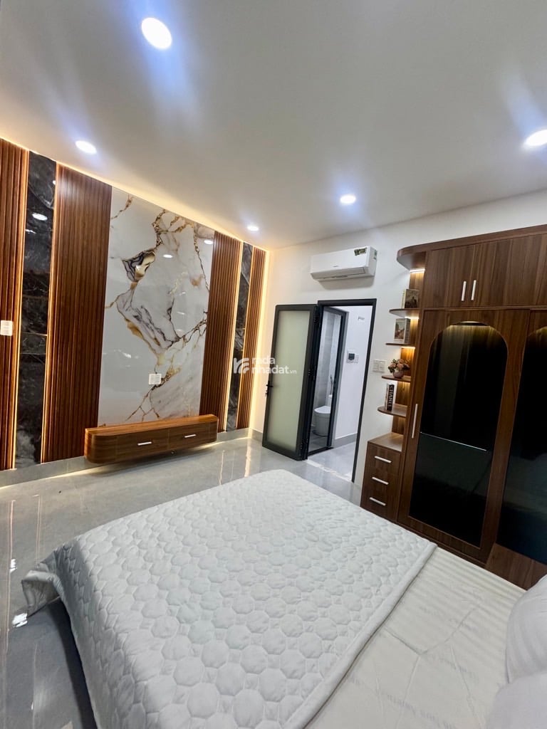 SIÊU PHẨM 2 TẦNG TRUNG TÂM TÂN BÌNH- GẦN NHÀ GA T3- DỌN VALY Ở NGAY-32M2-2 PN- NỘI THẤT FULL 