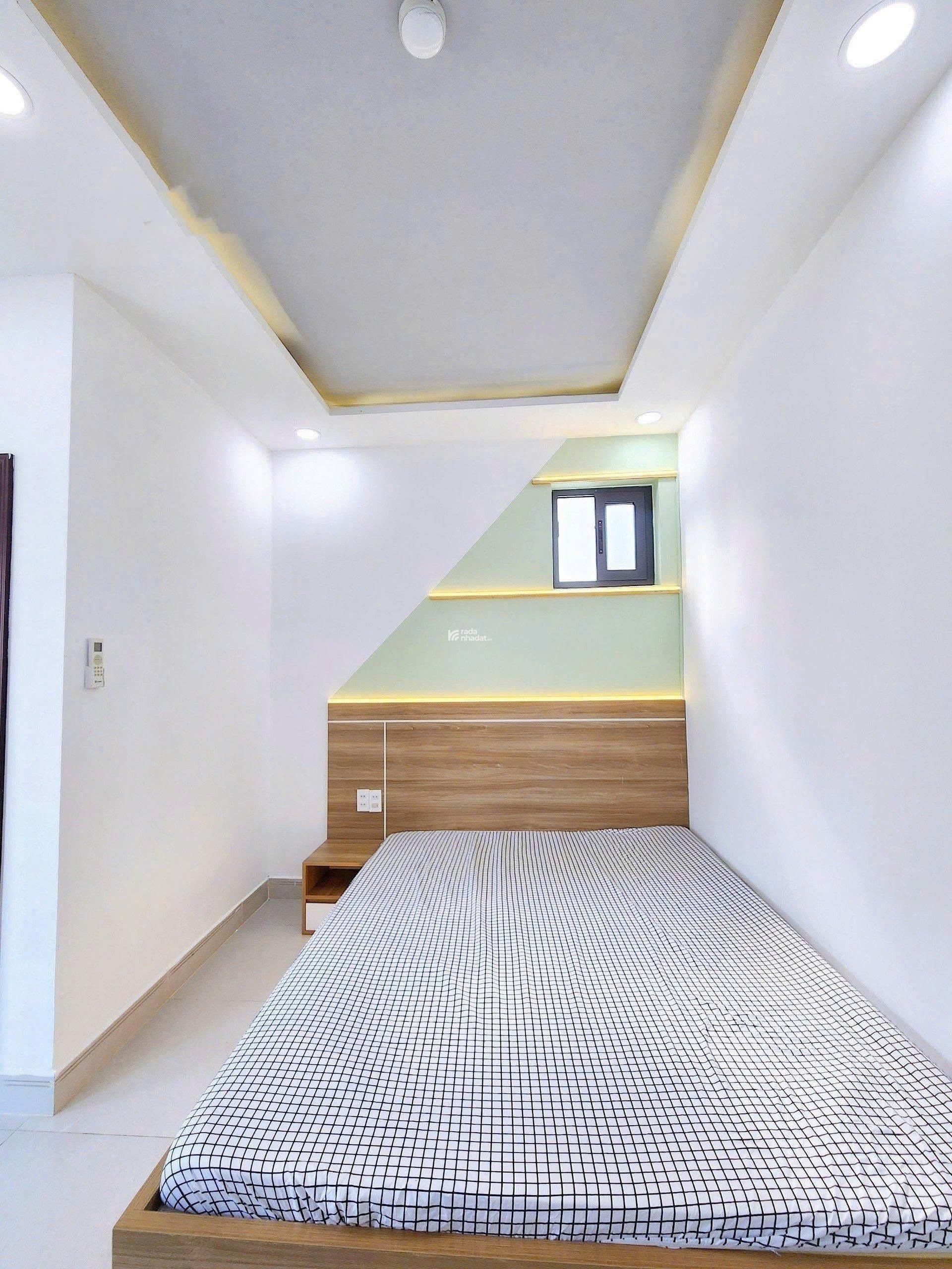 Căn Hộ Thoáng Quận 10 Gần Đại Học Bách Khoa, Vạn Hạnh Mall.