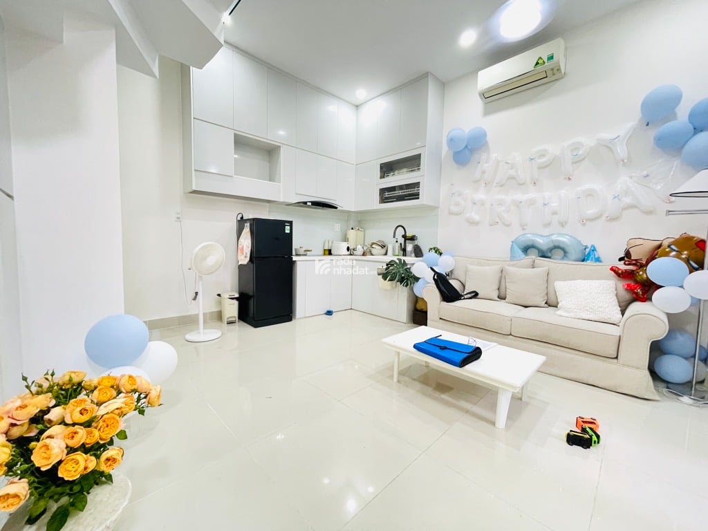 BÁN NHÀ MỚI XÂY CỰC ĐẸP 4 TẦNG, 6 PHÒNG NGỦ, QUANG TRUNG GÒ VẤP 8 TÝ 