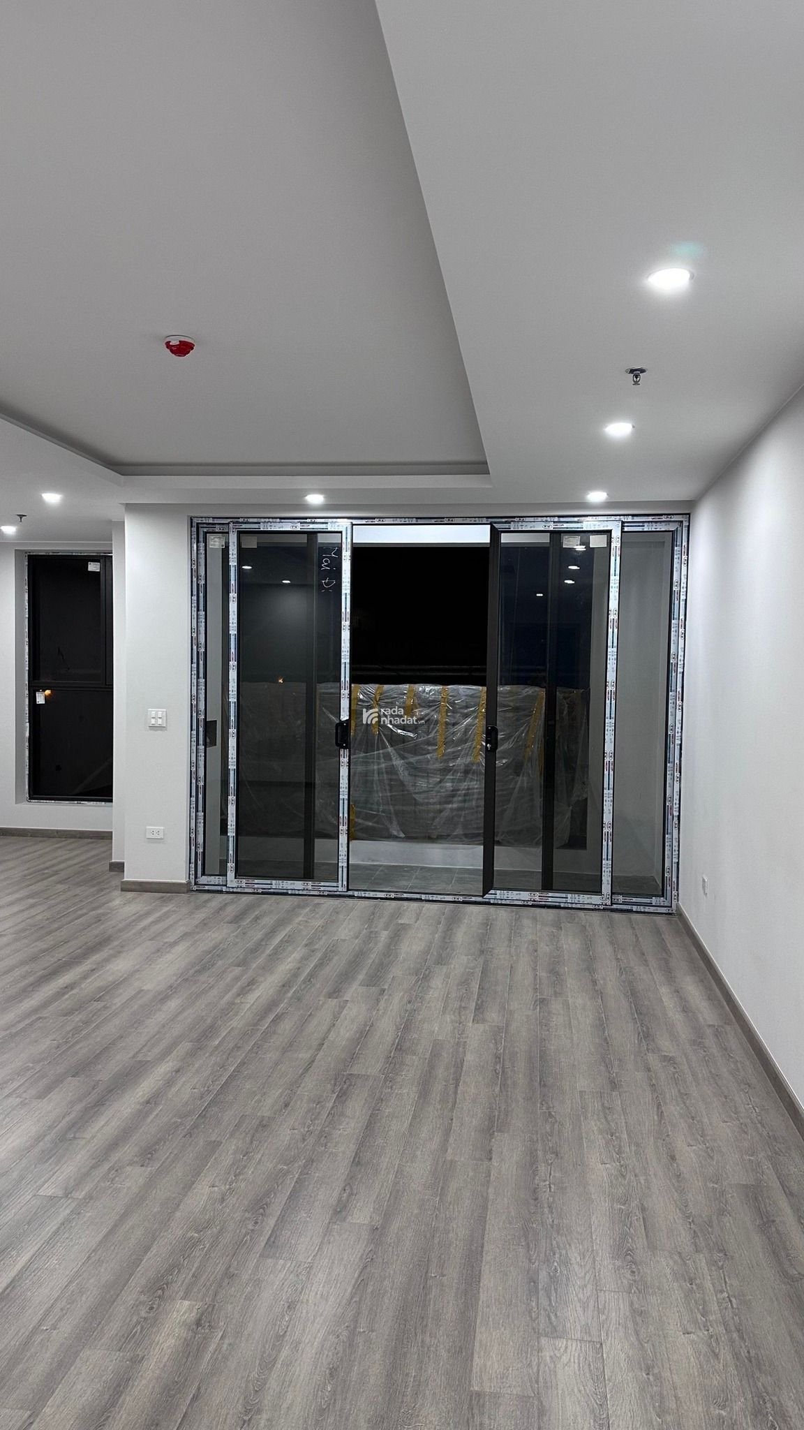 Cho thuê CH 3 ngủ, full nội thất tại CT1 Yên Nghĩa - Hà Đông giá 9tr/tháng. 0869 261 ***