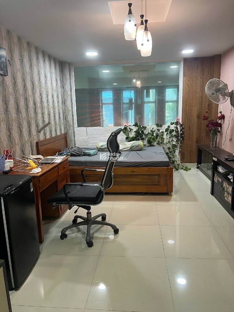 NHÀ RIÊNG CẠNH CHỢ BÌNH TÂY, Hậu giang P bình tiến Q6