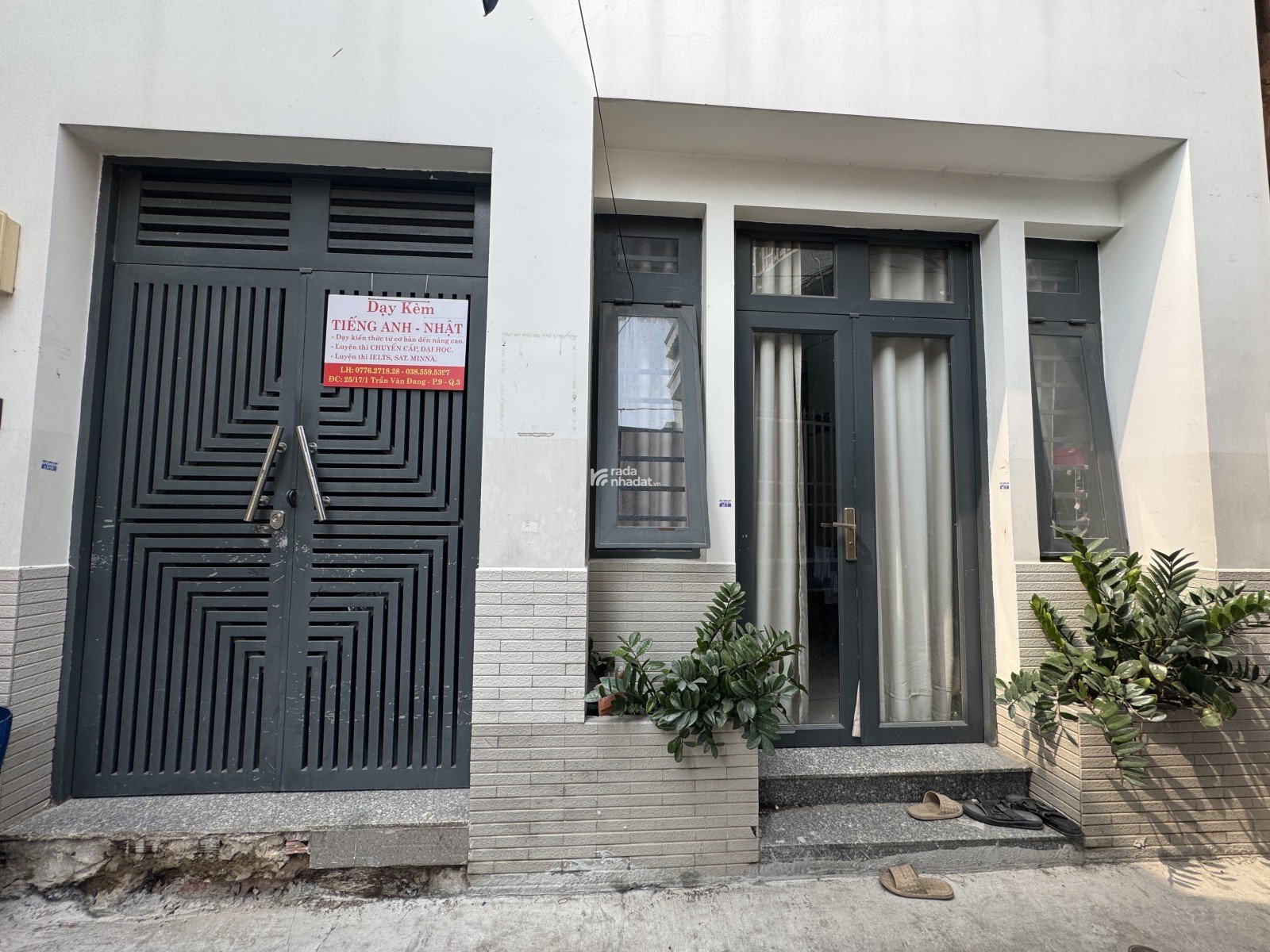 Bán nhà hẻm xe hơi, 4 lầu, mặt tiền lớn 5.6m, Trần Văn Đang, P9, Q3, dòng tiền 40tr/th, chỉ 9.9 tỷ 